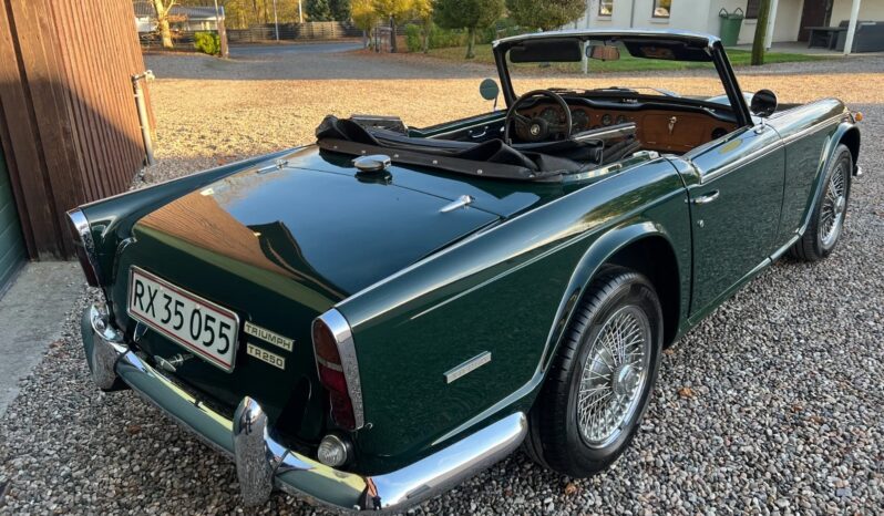 Triumph TR250 2,5 full