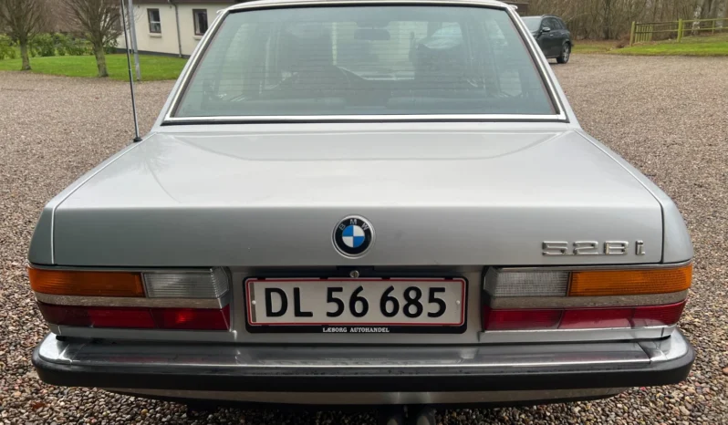 BMW 5-serie E28 528I 2,8 full