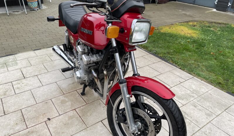 Suzuki GSX750 full