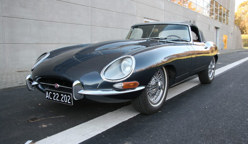 Jaguar E-Type 4.2 Series 1 full