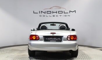 Mazda MX-5 1,6 full