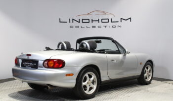 Mazda MX-5 1,6 full