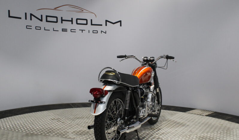 Triumph Bonneville full