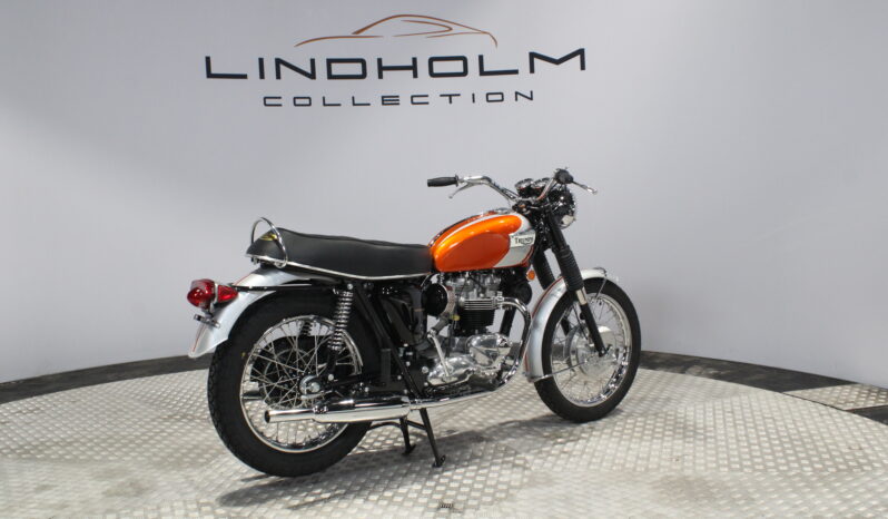 Triumph Bonneville full