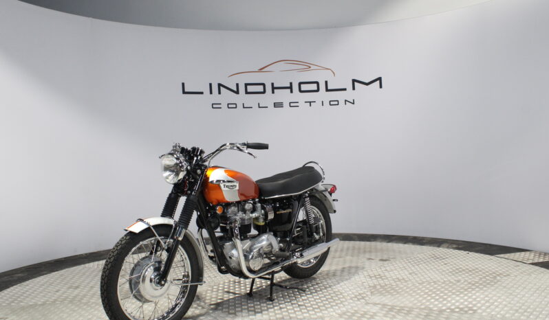 Triumph Bonneville full