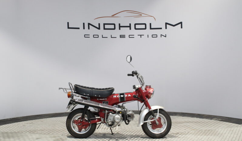 Honda DAX full