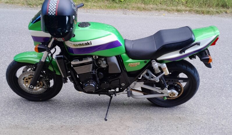 Kawasaki ZRX 1100 full