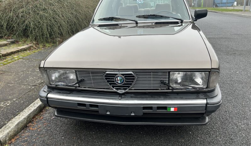 Alfa Romeo Alfa 6 Diesel full