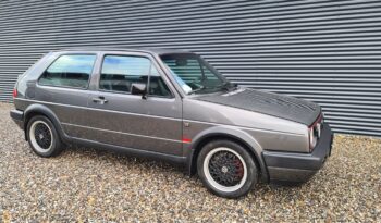 VW Golf 1,8 GTI full