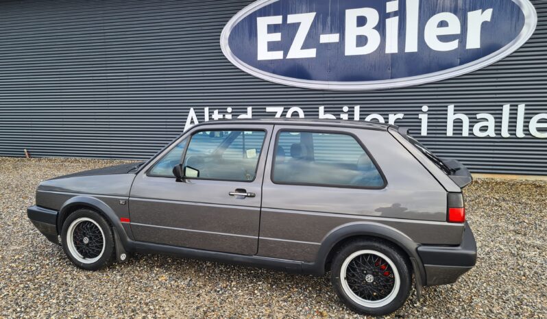 VW Golf 1,8 GTI full