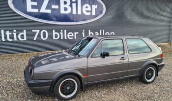 VW Golf 1,8 GTI full