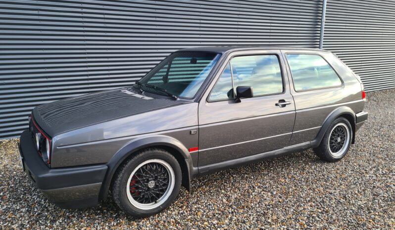 VW Golf 1,8 GTI full