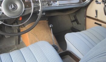 Mercedes-Benz 220-280 (W111) W111 full