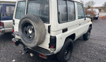 Toyota Landcruiser LJ 70 full