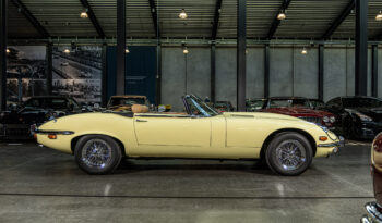 Jaguar E-Type V12 Roadster full