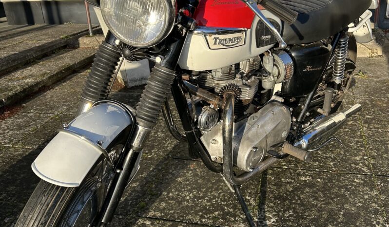 Triumph Bonneville full