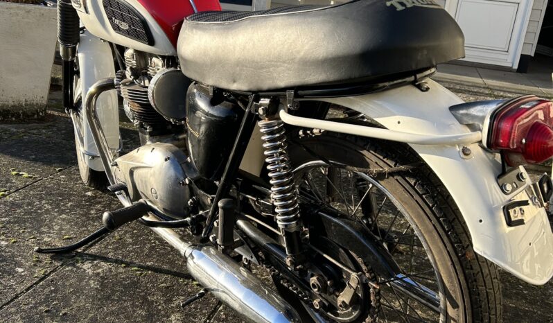 Triumph Bonneville full