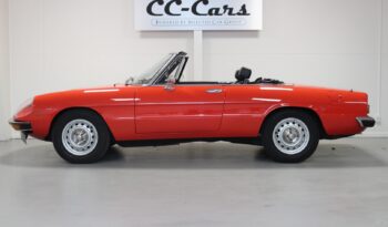 Alfa Romeo Spider 2000 Veloce full