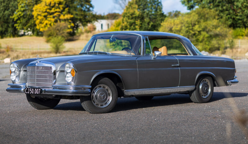 Mercedes-Benz 220-280 (W111) 280 SE Coupe 3,5 full