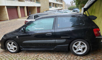 Honda Civic 1,6i full