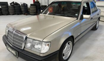Mercedes-Benz E-Klasse (W124) 300 E 3,0 aut. full