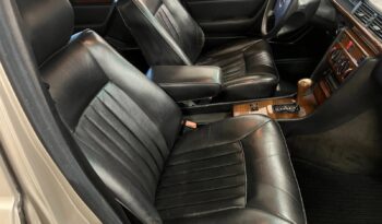 Mercedes-Benz E-Klasse (W124) 300 E 3,0 aut. full