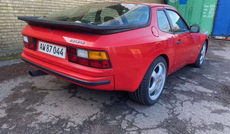 Porsche 944 944-II 2.5L 163Hk full