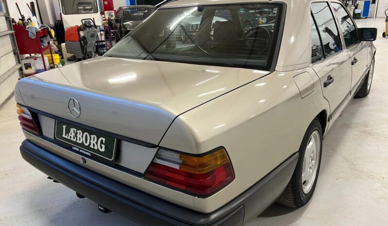 Mercedes-Benz E-Klasse (W124) 300 E 3,0 aut. full