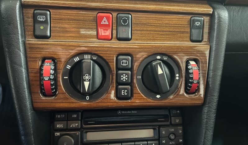 Mercedes-Benz E-Klasse (W124) 300 E 3,0 aut. full