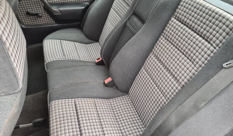 Mercedes-Benz 190 (type 201) 2.0 E Sportline full