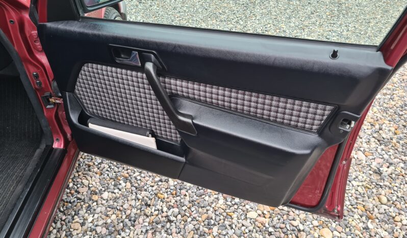 Mercedes-Benz 190 (type 201) 2.0 E Sportline full