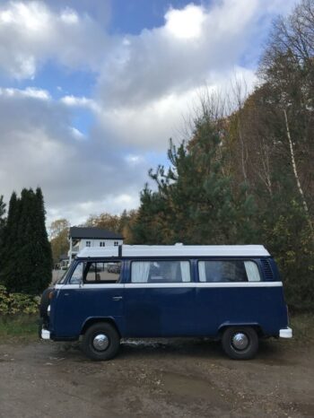 VW T2 Bay window camper van full