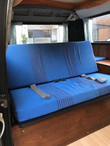 VW T2 Bay window camper van full