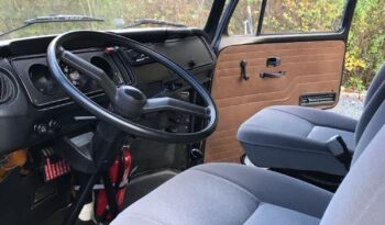 VW T2 Bay window camper van full