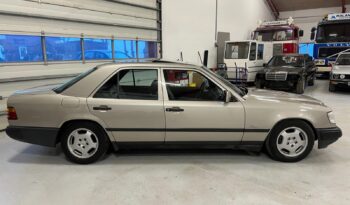 Mercedes-Benz E-Klasse (W124) 300 E 3,0 aut. full