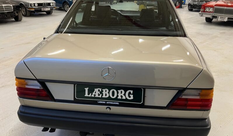 Mercedes-Benz E-Klasse (W124) 300 E 3,0 aut. full