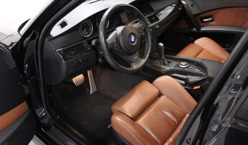 BMW 5-serie E60 550I Aut full