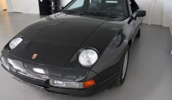 Porsche 928 S4 Coupe full