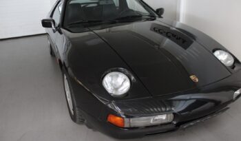 Porsche 928 S4 Coupe full