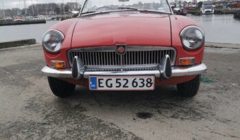 MG MGB 1800 Roadster full