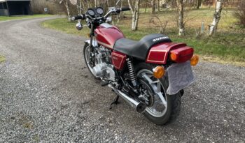 Suzuki Gs550 e full