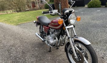 Suzuki Gs550 e full