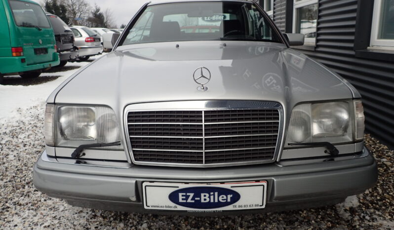 Mercedes-Benz E-Klasse (W124) E 320 CE full