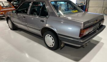 Opel Ascona 2,0i 4-dørs GL full