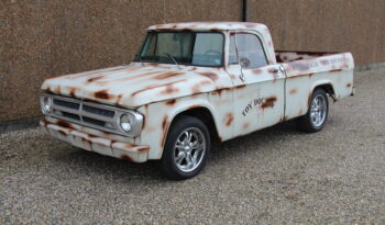 Dodge D100 Pick Up full