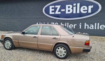 Mercedes-Benz E-Klasse (W124) 300 D full