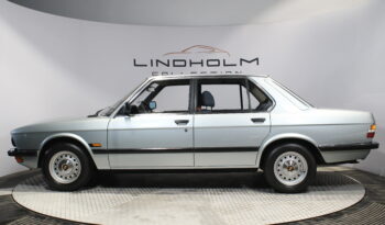 BMW 5-serie E28 518i full