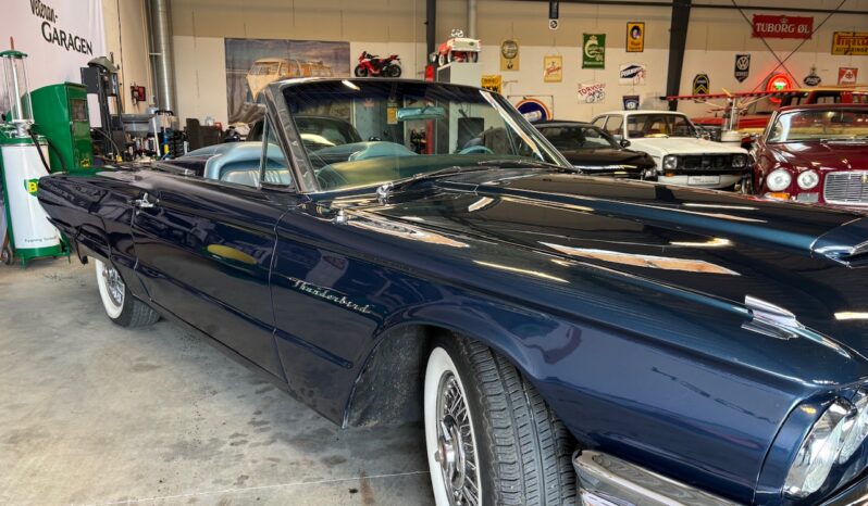 Ford Thunderbird 76 A CONVERTIBLE full