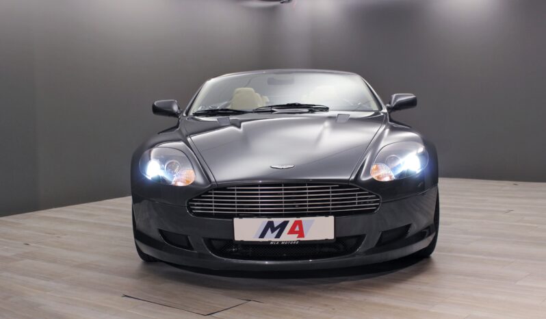 Aston Martin DB9 Volante full