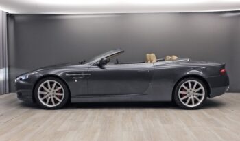 Aston Martin DB9 Volante full